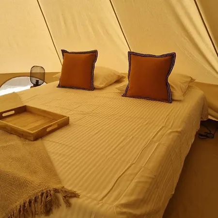 Luxury tent Camping Les Lodges Du Tarn Mostuejouls