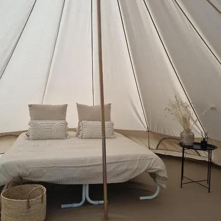Camping Les Lodges Du Tarn * Mostuejouls